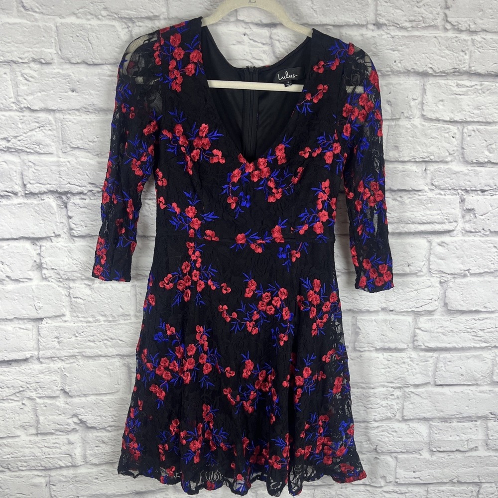 Lulu's Whimsigoth Romantic Embroidered Floral Lace Overlay Skater Dress Small - Picture 1 of 11